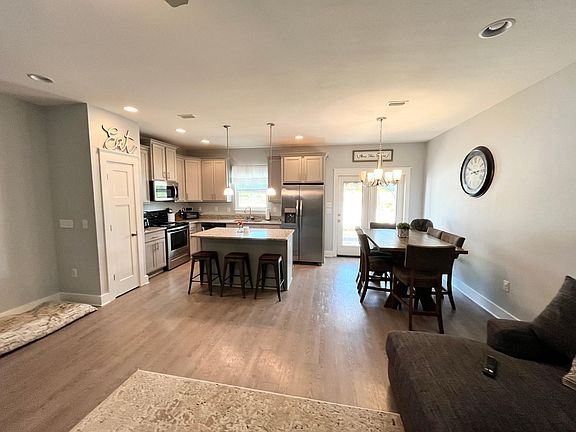 5th image of 400 Mattie M Kelly Blvd #17