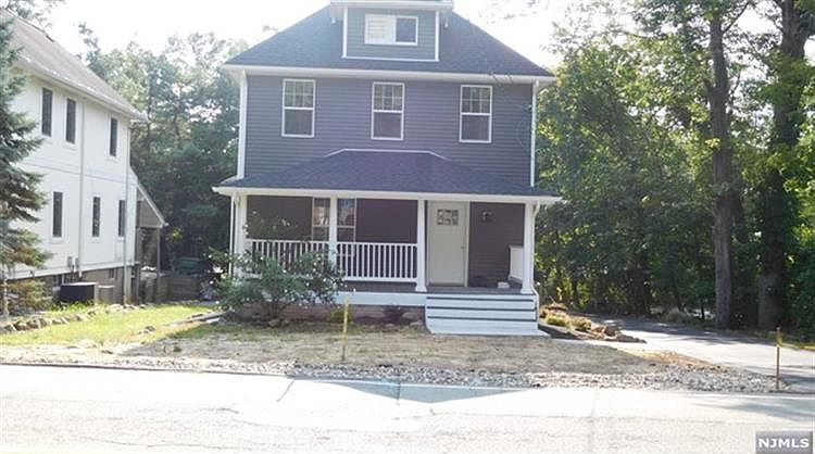 1st image of 69 N Franklin Tpke