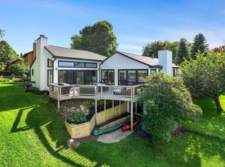 4272 Ridgemoor Dr, Traverse City, MI 49684