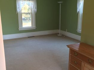 71 N Dietz Rd, Webberville, MI 48892