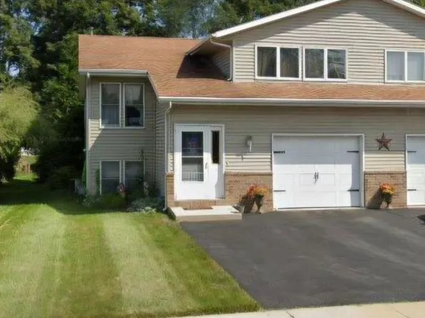 1346 Patton DRIVE, Hartford, WI 53027