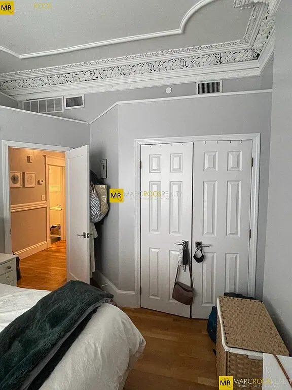 2 bed, 800 sqft, $4,750 — Photo 4