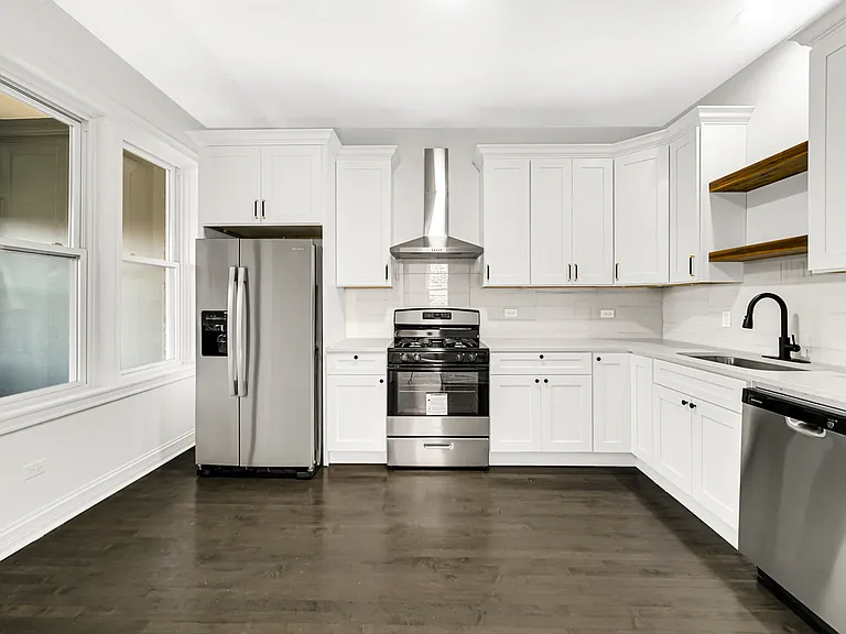 2620 N Ridgeway Ave #3 — Photo 9