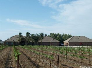 22690 N Webber Ln, Acampo, CA 95220