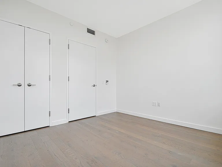 282 S 5th St #13A — Photo 7