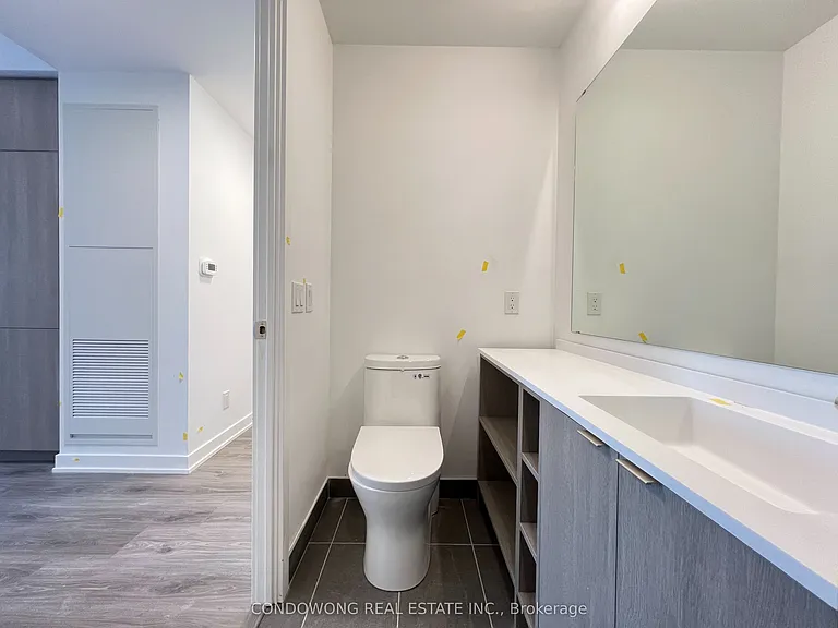100 Queen St E #2701 — Photo 10