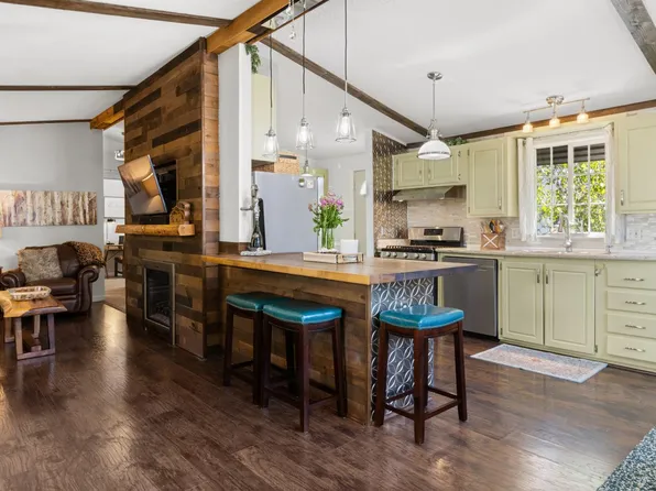 6 Shady Oaks Dr, Folsom, CA 95630