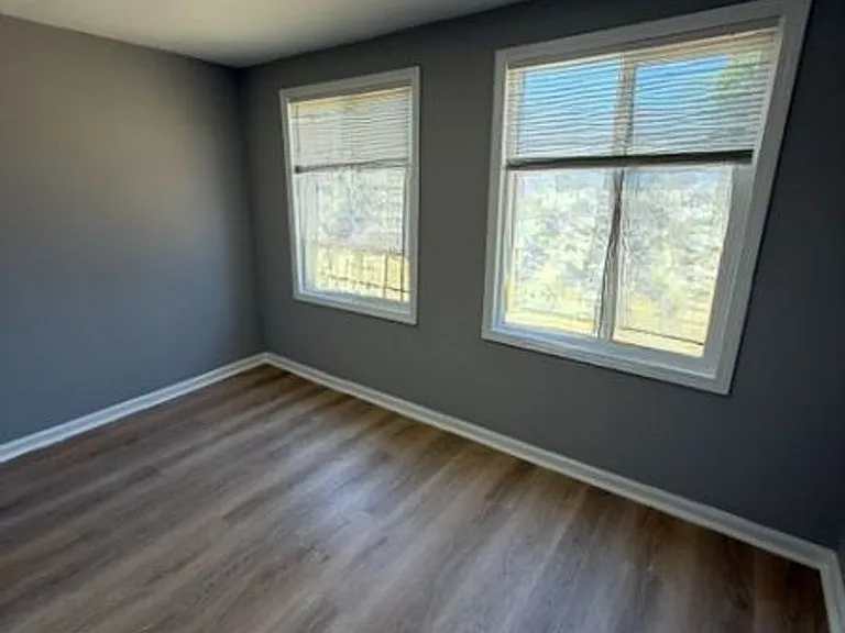 2835 Short St — Photo 3