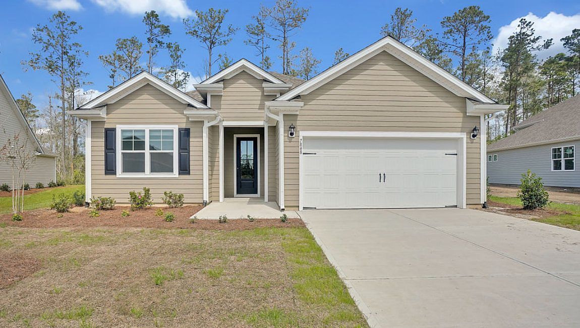 Heron Pointe at Brunswick Forest by D.R. Horton Wilmington in Leland