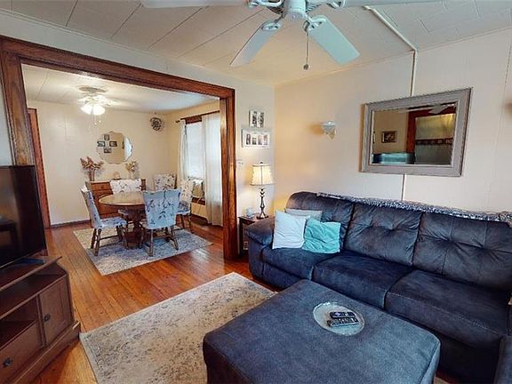 2nd image of 21 Aldrich Pl