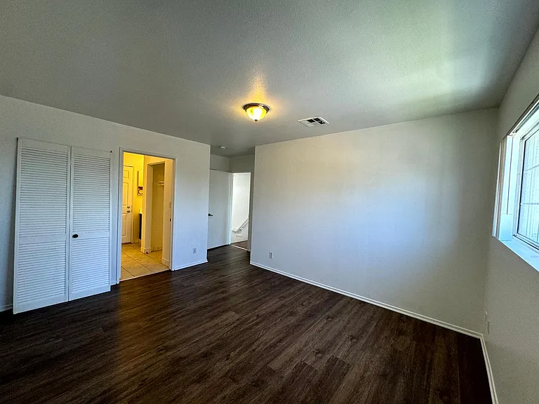 12048 Culver Blvd — Photo 20