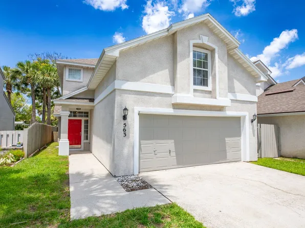 563 Selva Lakes Cir, Atlantic Beach, FL 32233