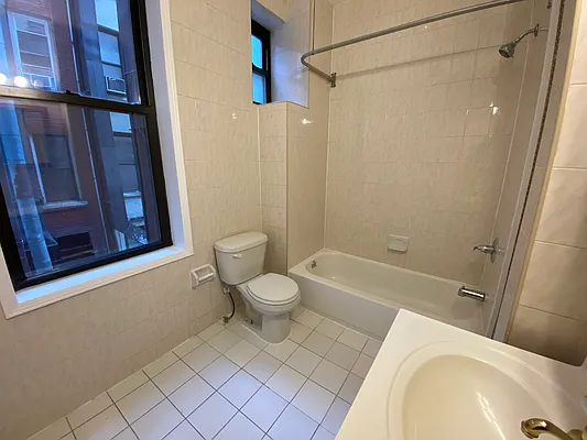Rented by Keller Williams NYC | media 9