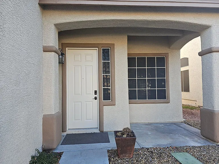 3520 Mountain Park St — Photo 2