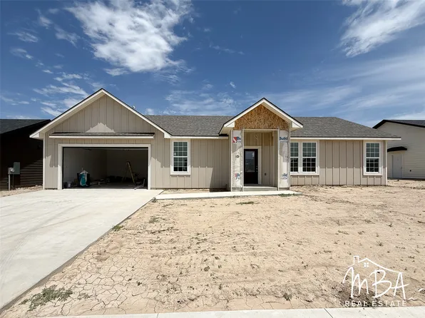 4113 Cardigan St, Garden City, KS 67846