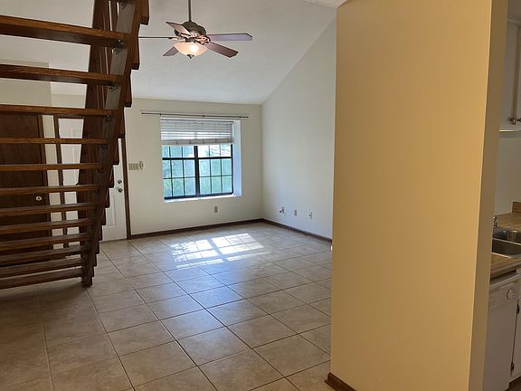 5th image of 333 Whetherbine Way W #1