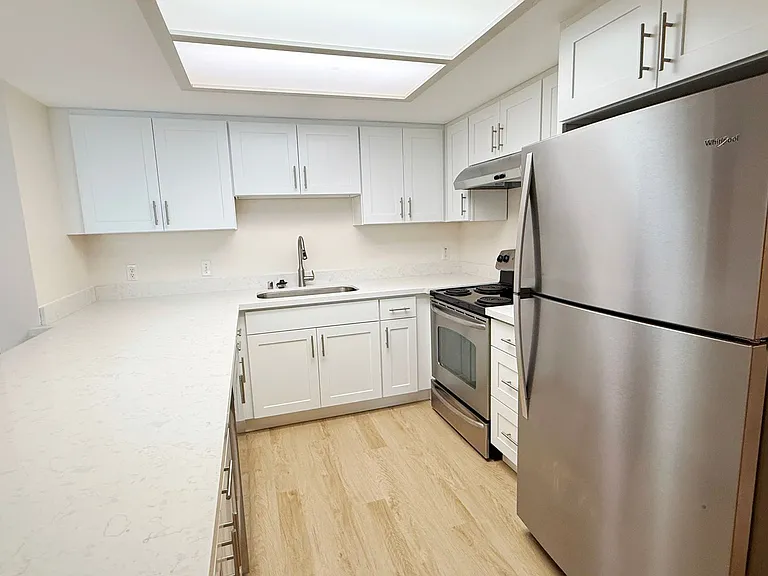 The Sandridge, LLC — Photo 28