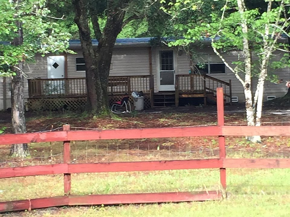 2nd image of 9645 Oliver Ave