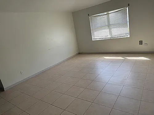 2437 Richard Ave S — Photo 12
