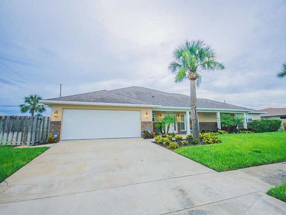 3rd image of 7 Buckingham Dr