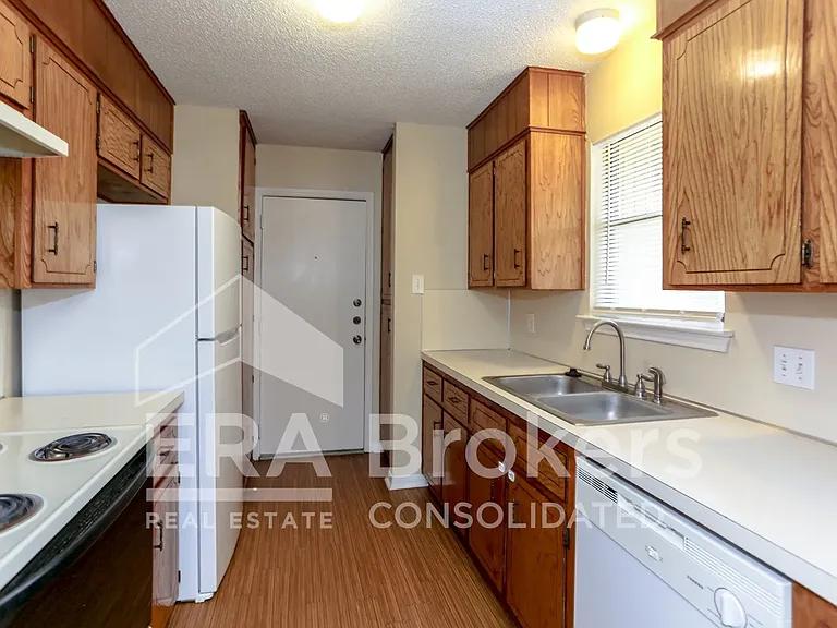 4506 Lago Cir #A — Photo 9