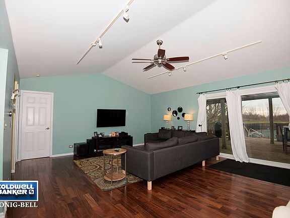 Open Concept Main Floor