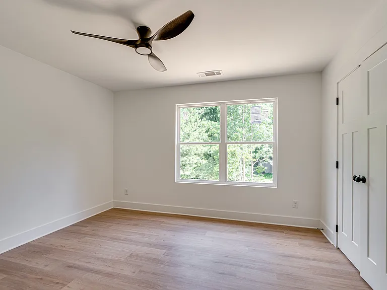 136 Cleveland Rd — Photo 13
