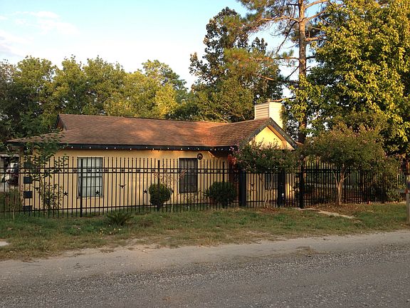 4th image of 220 Bocawood Dr