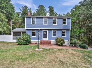 11 Puddingstone Ln, Medway, MA 02053