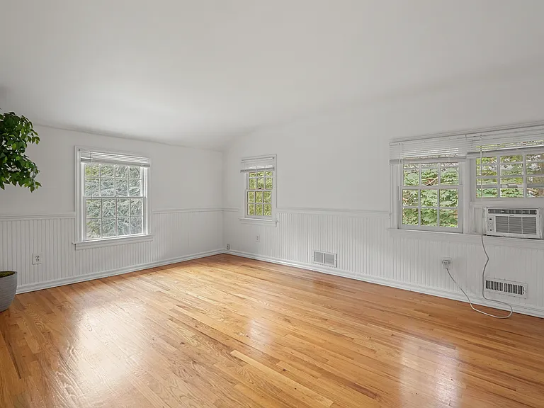 141 Idlewood Dr — Photo 28