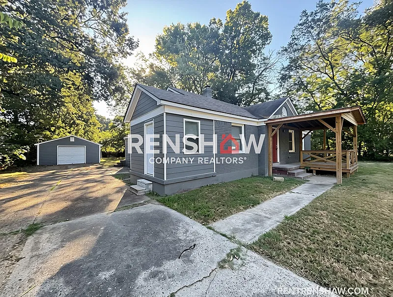 3 bed, 2.0 bath, 1552 sqft, $1,300 — Photo 2