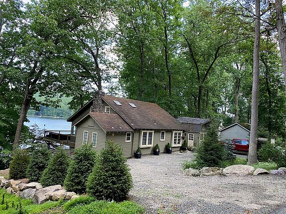 Circular front driveway