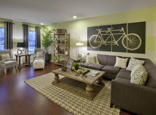 129 Waypoint Dr, Eatontown, NJ 07724