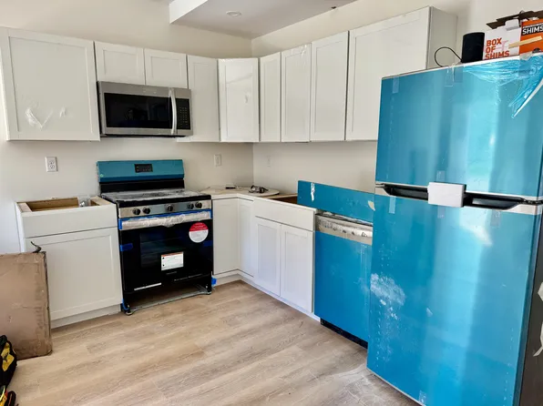 11 Mill St #2, Northfield, VT 05663