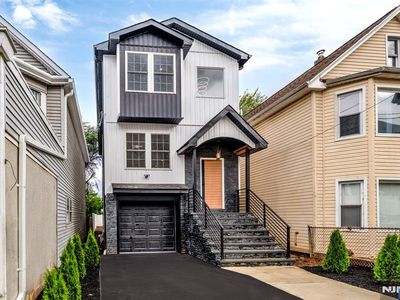 15 Monroe St, Garfield, NJ, 07026