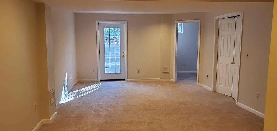 Flatwood Pl