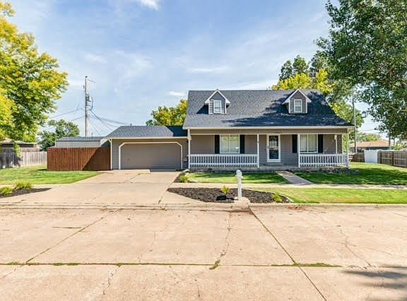 2nd image of 2063 Lambertson Ln