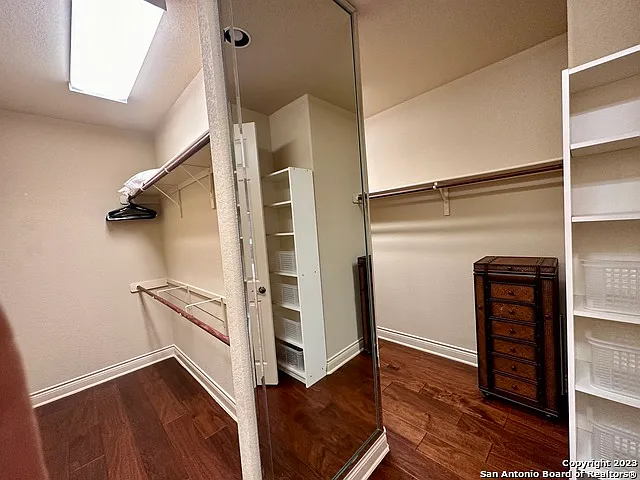402 Cameron Cir — Photo 20
