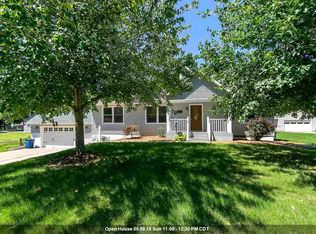 3515 12th Ave, Moline, IL 61265