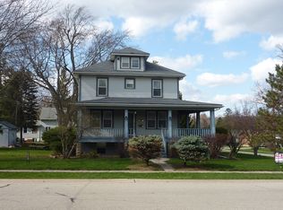118 Harding Ave APT B, Fox River Grove, IL 60021