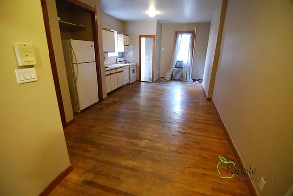 Rented by Bapple | media 33