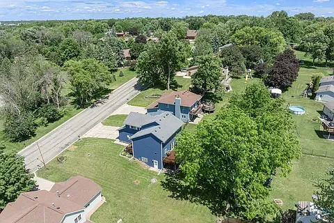 1065 Barney St — Photo 25