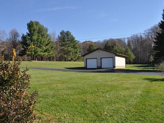 5th image of 5216 Parliament Dr