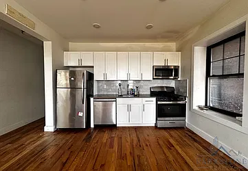 487 Garfield Avenue, #8E