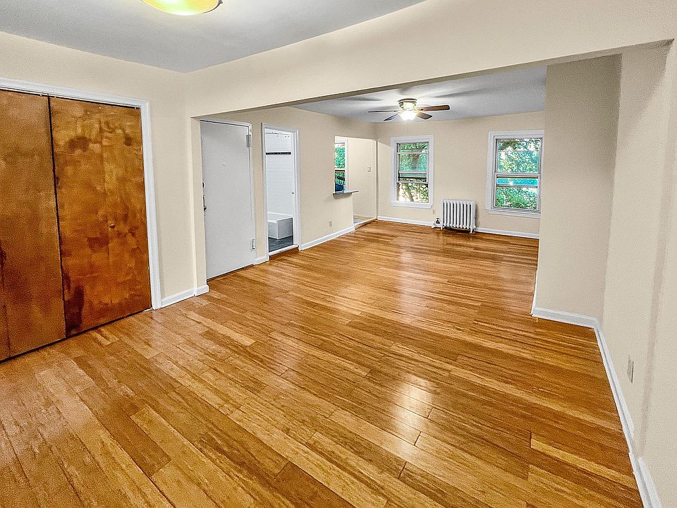1st image of 231 11th St #3