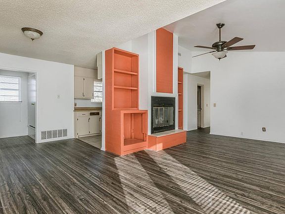 2nd image of 1 Willowood Cir