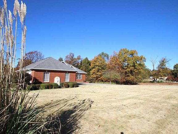 2nd image of 8015 Fairway Dr