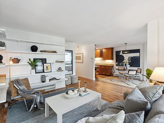 5th image of 1000 Franklin St APT 105