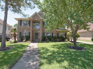 2633 Bay Shore Dr, Seabrook, TX 77586