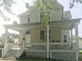 320 N 7th Ave, Maywood, IL 60153